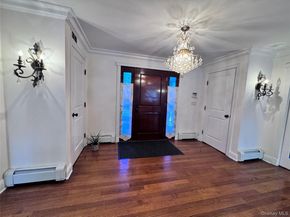 35 Moss Lane, Jericho NY 11753