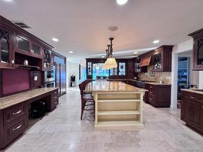 35 Moss Lane, Jericho NY 11753