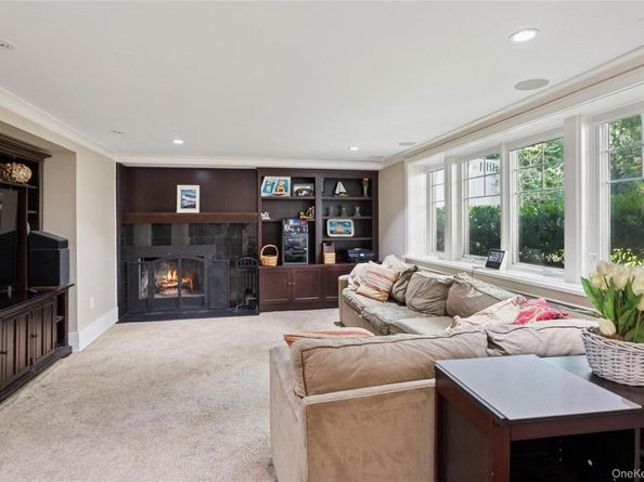 19 Anthony Court, Huntington NY 11743