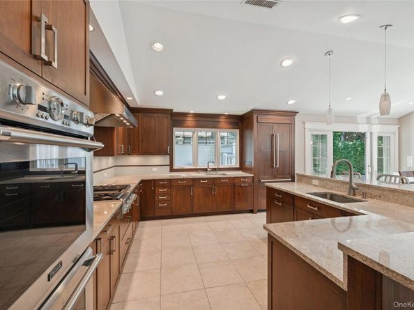 19 Anthony Court, Huntington NY 11743