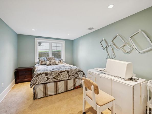19 Anthony Court, Huntington NY 11743