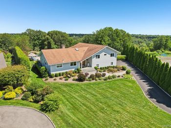 17 Magnolia Drive