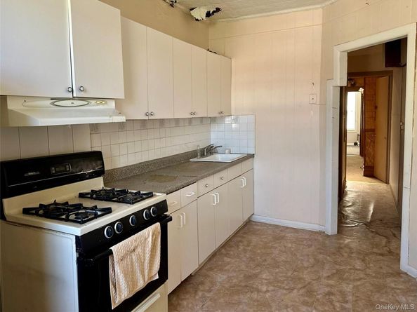 64-13 Metropolitan Avenue, Middle Village NY 11379