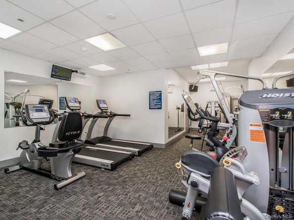 23 Water Grant Street 11A, Yonkers NY 10701