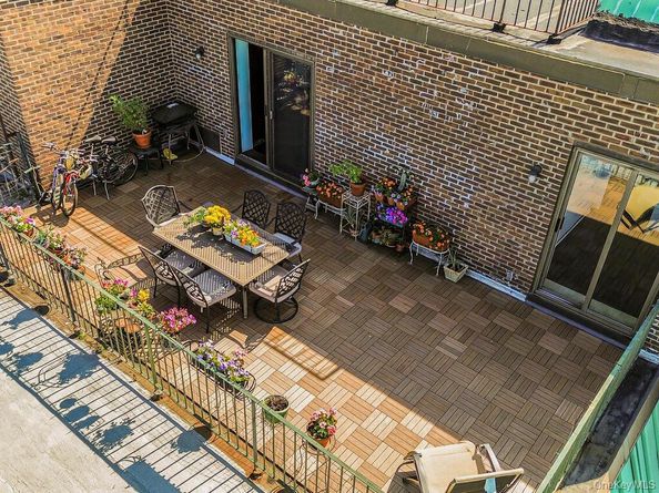 23 Water Grant Street 11A, Yonkers NY 10701