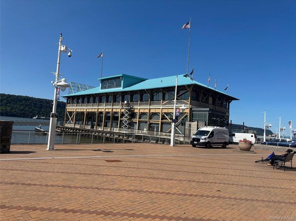 23 Water Grant Street 11A, Yonkers NY 10701