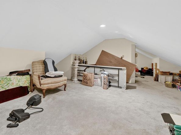 99 Spencer Drive, New Rochelle NY 10801