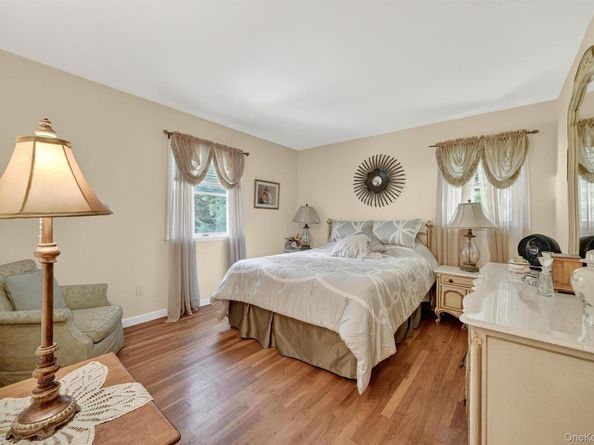99 Spencer Drive, New Rochelle NY 10801