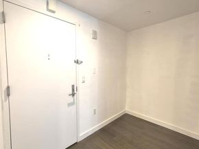 13105 40th Road 17L, Flushing NY 11354