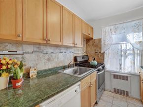 2 Fisher Drive 318, Mount Vernon NY 10552