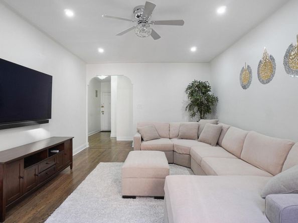 3545 81st Street B5, Jackson Heights NY 11372