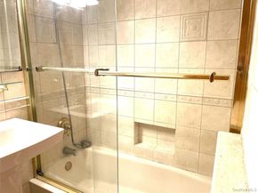 110-45 Queens BLvd 215, Forest Hills NY 11375