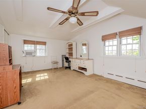 32 E Atlantic Avenue, Oceanside NY 11572
