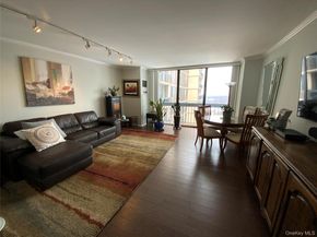 27110 Grand Central Parkway 31Y, Floral Park NY 11005