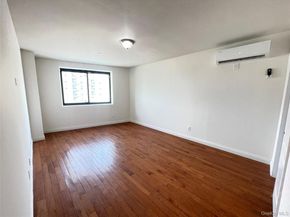 70-26 Queens Boulevard 5A, Woodside NY 11377