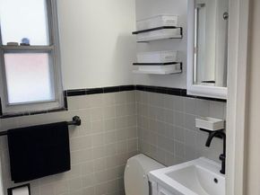 7019 261st Street 122E6, Glen Oaks NY 11004