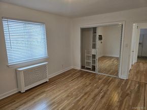 7019 261st Street 122E6, Glen Oaks NY 11004