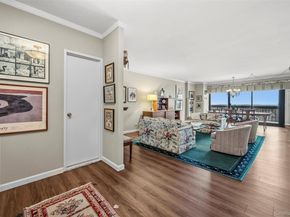 269-10 Grand Central Parkway 19K, Floral Park NY 11005