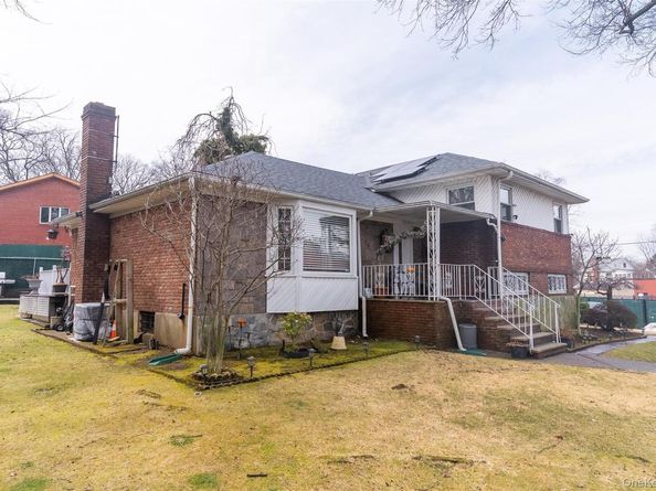 86-34 Francis Lewis Boulevard, Holliswood NY 11432