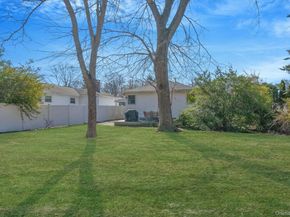 23 Pearsall Place, Deer Park NY 11729