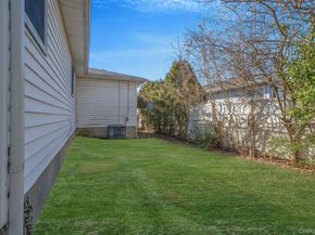 23 Pearsall Place, Deer Park NY 11729