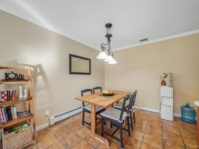 23 Pearsall Place, Deer Park NY 11729