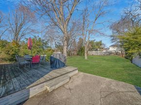 23 Pearsall Place, Deer Park NY 11729
