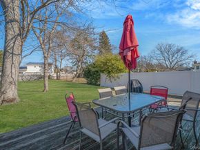 23 Pearsall Place, Deer Park NY 11729