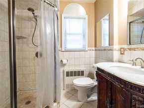 54 Hollywood Avenue, Lynbrook NY 11563