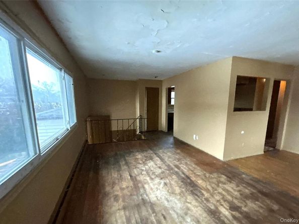 1181 Ocean Avenue, Bay Shore NY 11706