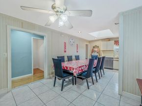 Undisclosed Address #961734, Lindenhurst NY 11757