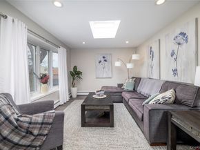 93 Kenneth Place, New Hyde Park NY 11040