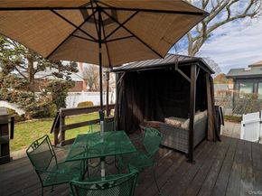 93 Kenneth Place, New Hyde Park NY 11040