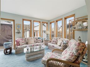 93 Kenneth Place, New Hyde Park NY 11040