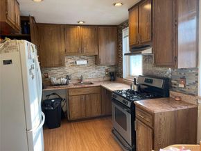 58-28 251st Street Upper Unit, Little Neck NY 11362