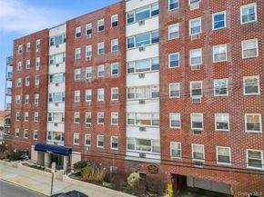 750 Shore Road 2G, Long Beach NY 11561