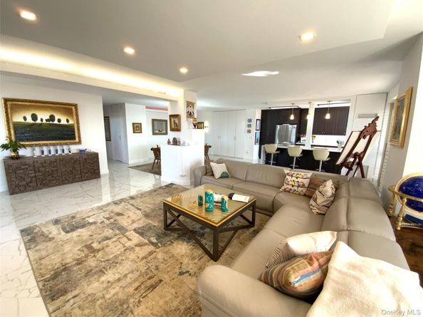 26910 Grand Central Parkway 21V, Floral Park NY 11005