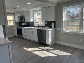 159 Alexander Avenue, Holbrook NY 11741
