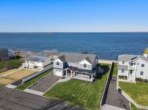 72 Grandview Drive, Shirley NY 11967