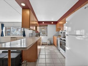 100 Clinton Avenue 3K, Mineola NY 11501