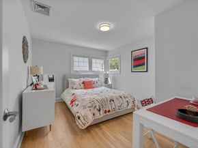 10 Thompson Drive, East Rockaway NY 11518