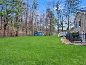 31 Orchard Road, Briarcliff Manor NY 10510