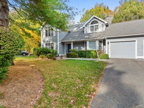 57 Old Town Crossing, Mount Kisco NY 10549