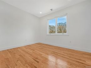 1078 Woodfield Road, Rockville Centre NY 11570