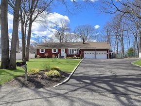 180 Carroll Avenue, Ronkonkoma NY 11779