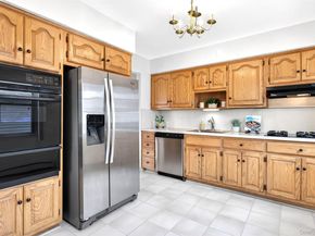 1019 Whittier Avenue, New Hyde Park NY 11040