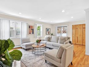 1019 Whittier Avenue, New Hyde Park NY 11040