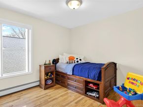 1019 Whittier Avenue, New Hyde Park NY 11040