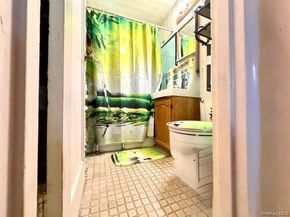 67-29 Bell Boulevard 2, Bayside NY 11364