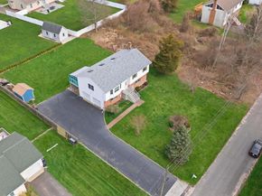1450 McCann Lane, Riverhead NY 11944